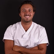 0003-8443607933688464496 3